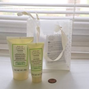 2 piece Mary Kay mini Satin Hands set